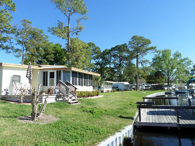 1st image of 158 N Lake Dr