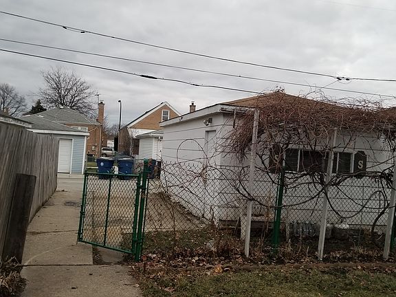 4th image of 3431 S 61st Ave