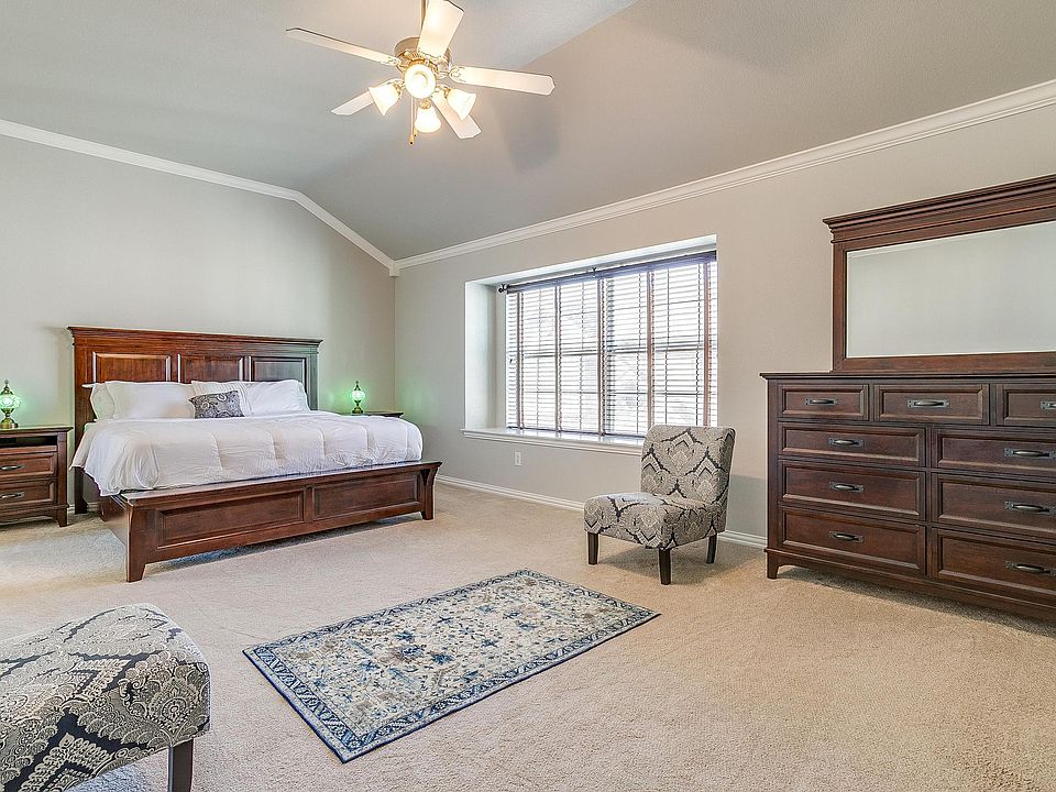 1st image of 2519 Shelby Ave