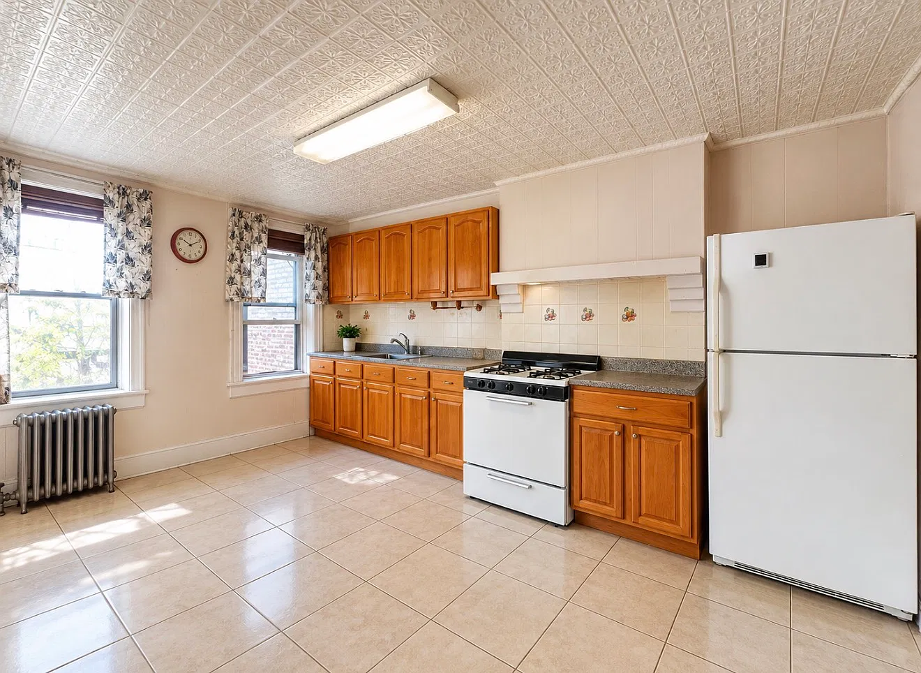 440 45th Street — Photo 3
