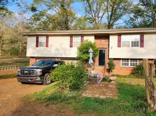 407 Griffitt Bend Rd, Talladega, AL 35160