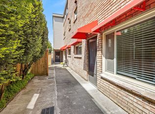6525 24th Ave NW #2, Seattle, WA 98117