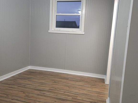 3rd image of 205 King Ave #B