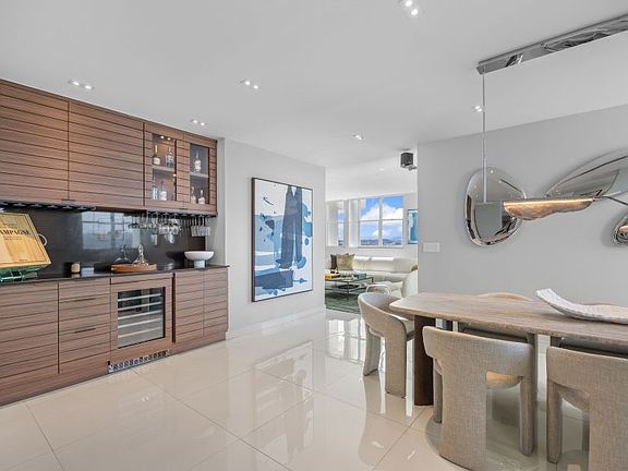 4th image of Cond Acqualina 186 Carr 2 #Penthouse 4