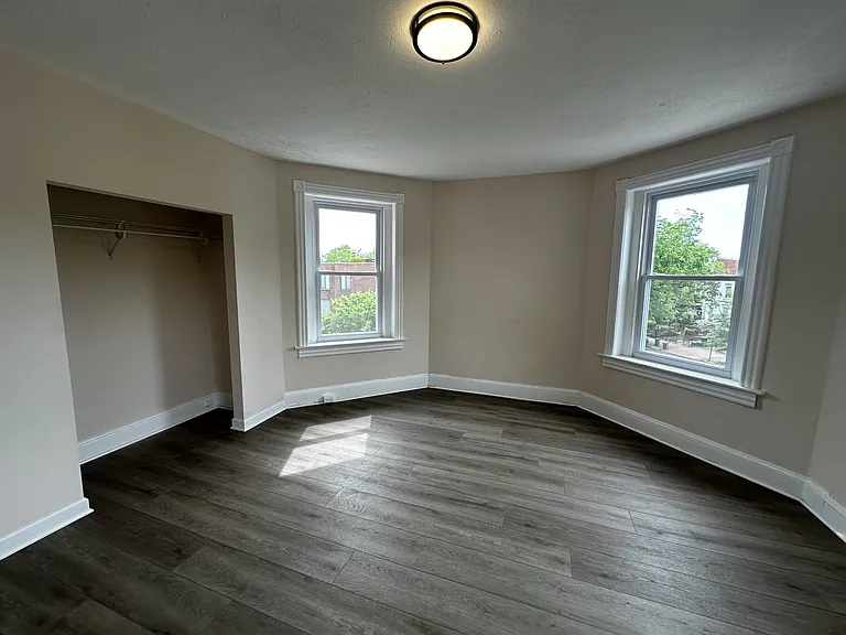 1101 E Capitol St SE #3 — Photo 5