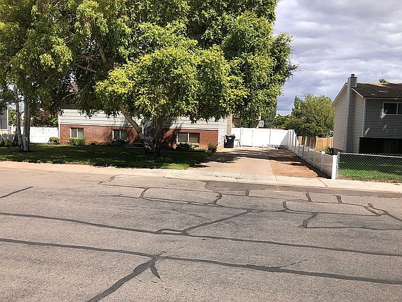 Driveway showing new vinyl f