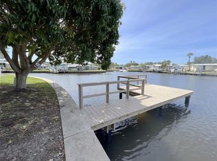 6820 Mount Quincy Dr NE #359, Saint Petersburg, FL 33702