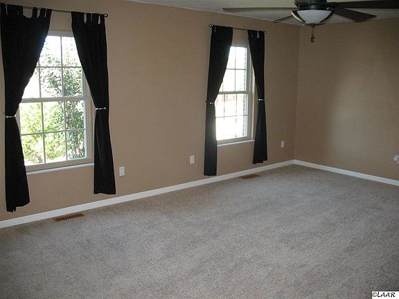 5th image of 1420 Brookfield Dr