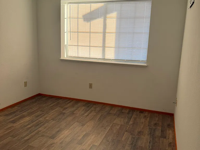 7639 Pekoe Way — Photo 6