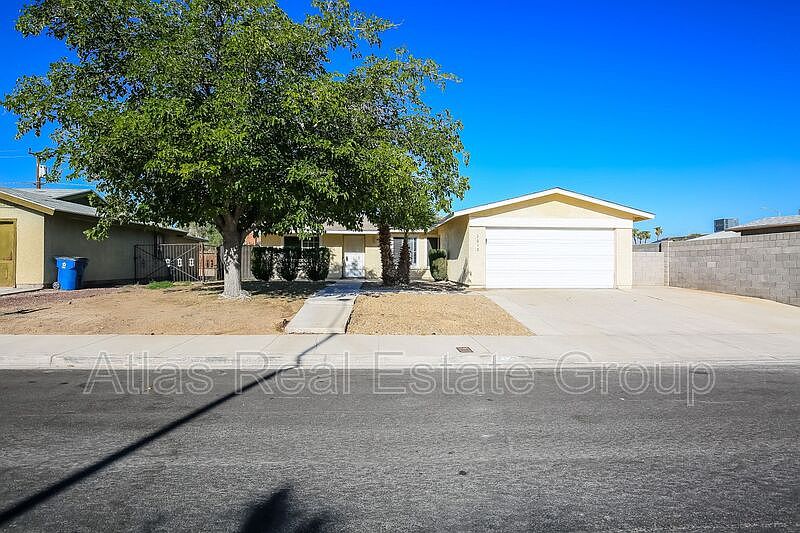1st image of 2612 Sierra Madre Dr