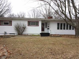 2231 W 8th St, Waterloo, IA 50702