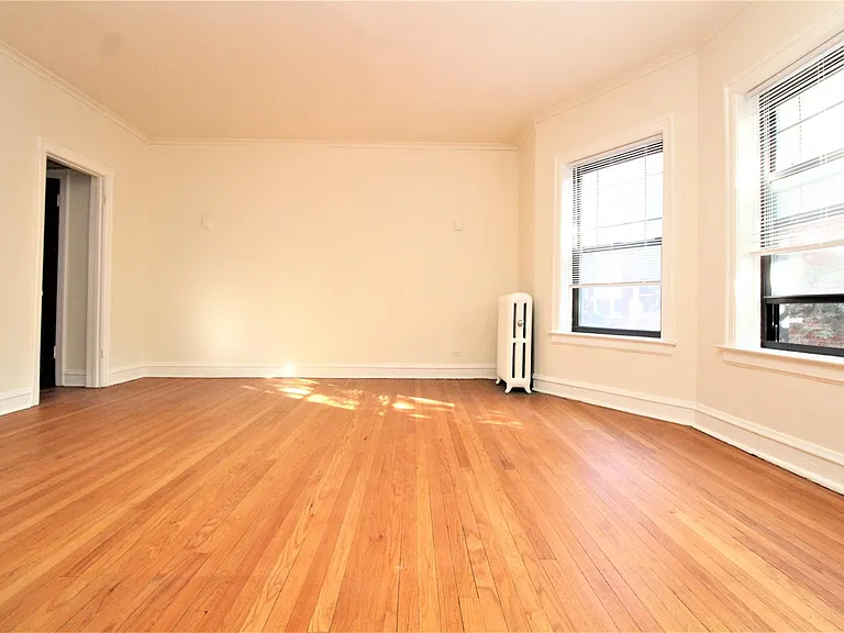 4308 N Ashland Ave #2E — Photo 2