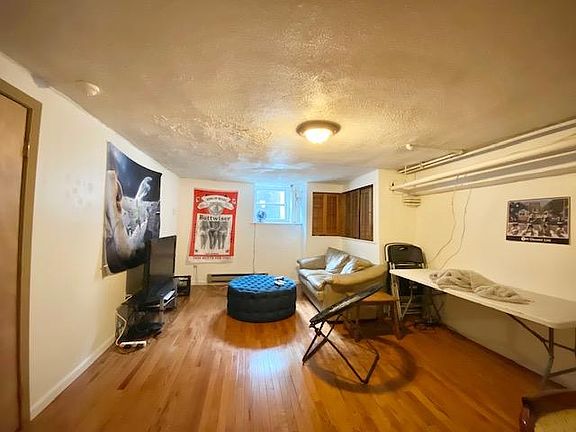 4th image of 56 Egmont St #B