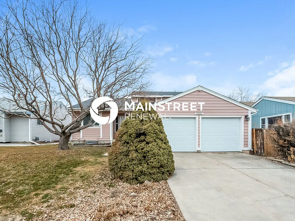 4329 E 127th Way