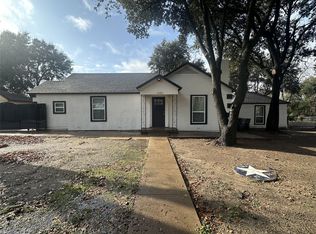 1143 Rose Garden Ave, Dallas, TX 75217