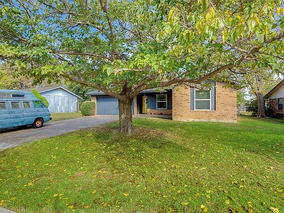 4th image of 3413 Briercliff Dr