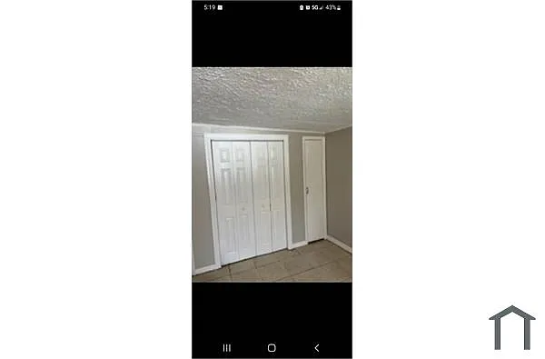 Building Photo - 7008 Tamarack Dr