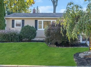 61 Carolyn Ave, Colonia, NJ 07067