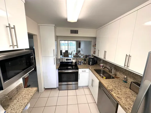 4832 Esedra Ct APT 203, Lake Worth, FL 33467