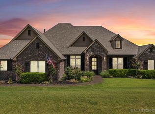 7130 E 86th Pl N, Owasso, OK 74055