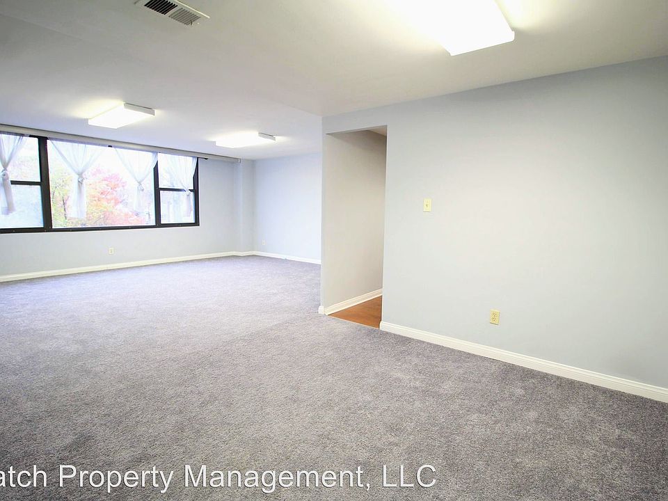 1st image of 4600 Duke St Suite 304