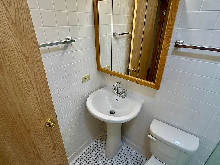531 W Deming Place — Photo 39