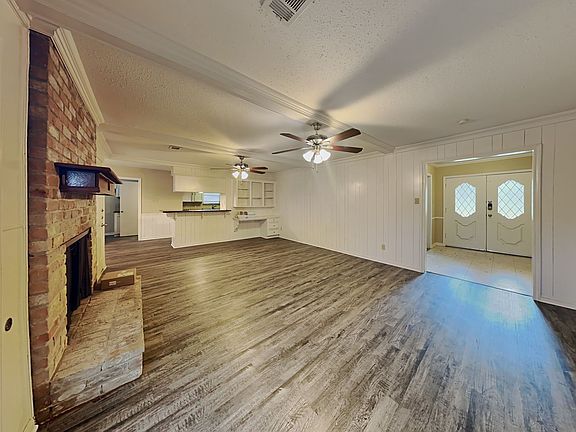 5th image of 13222 Glen Erica Dr