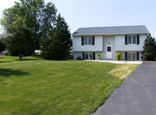 15 Sharon St, Rising Sun, MD 21911