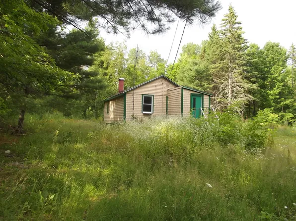 8 Weir Pond Road, Lee, ME 04455