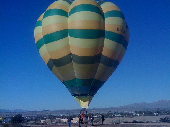 Balloon landing on back lot