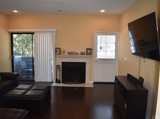 5815 Etiwanda Ave, Tarzana, CA 91356