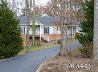 90 Nolte Way, Saluda, NC 28773