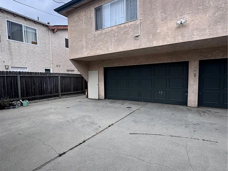 2615 Curtis Ave #B — Photo 44