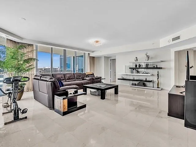 3535 S Ocean Dr #905 — Photo 8