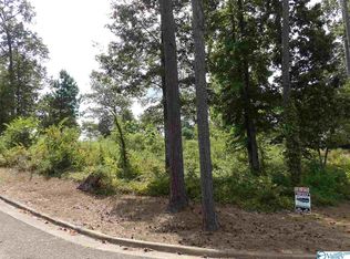 Kemper Cir, Guntersville, AL 35976