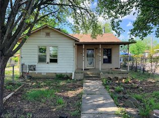 600 Holson Ave, Poteau, OK 74953