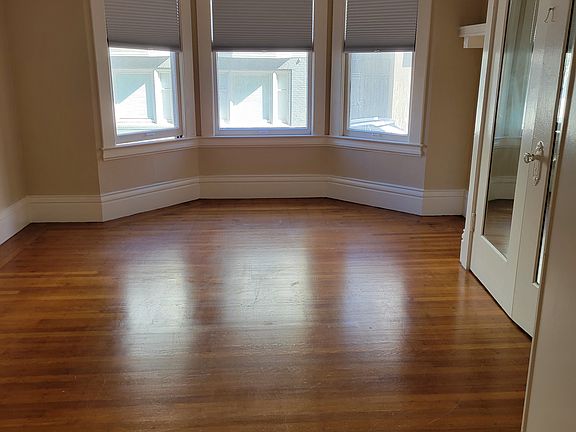 3rd image of 1463 Sacramento St APT 1