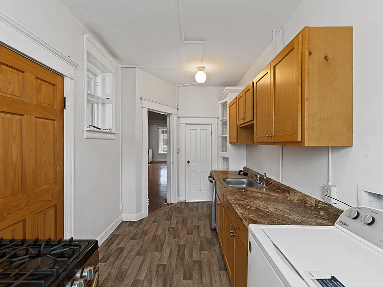 911 Westover Ave #2 — Photo 5