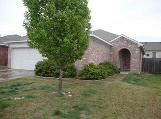 6332 Waterhill Ln, Fort Worth, TX 76179