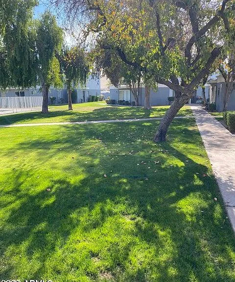 2687 W Ocotillo Rd — Photo 4