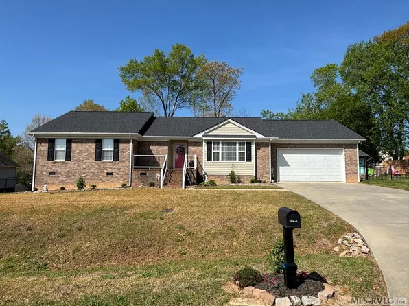 154 Bishop Rd, Roanoke Rapids, NC 27870