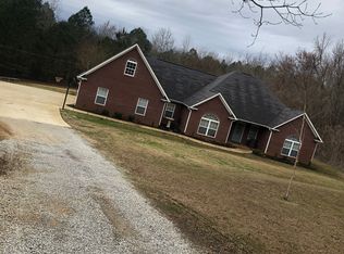 1635 Robertson Rd, Blue Springs, MS 38828