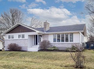 16 Donwood Dr, Charlottetown, PE C1A 5L2