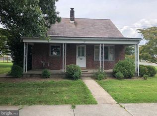 90 N Brooke St, Robesonia, PA 19551