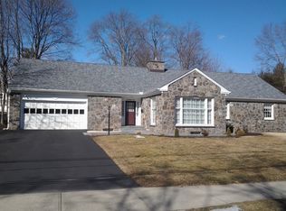 40 Webster Ave, Glens Falls, NY 12801