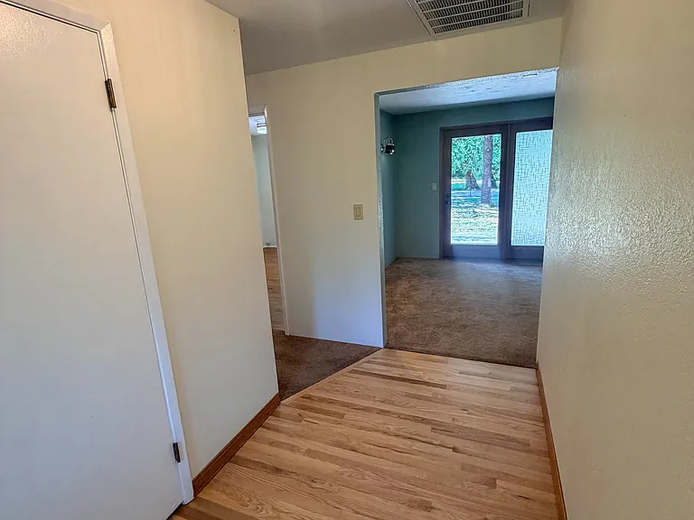 28650 Kent Black Diamond Rd SE — Photo 16
