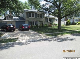 14 Brookwood Pkwy, Jackson, NJ 08527