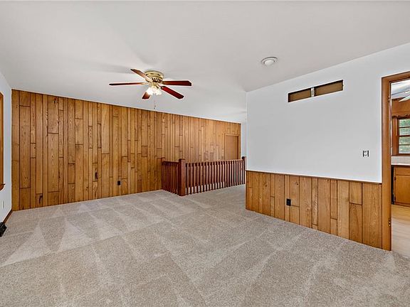 5th image of 2229 S Leslie Ave