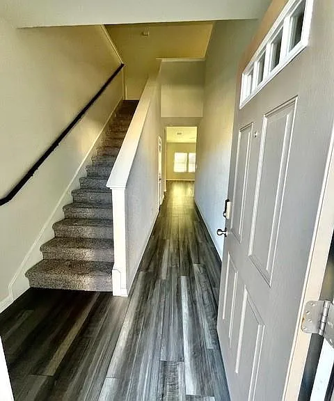 102 Ostracoda Ln — Photo 2