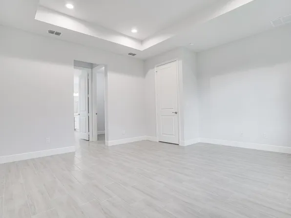 301 NW Biltmore Street, Port St Lucie, FL 34983